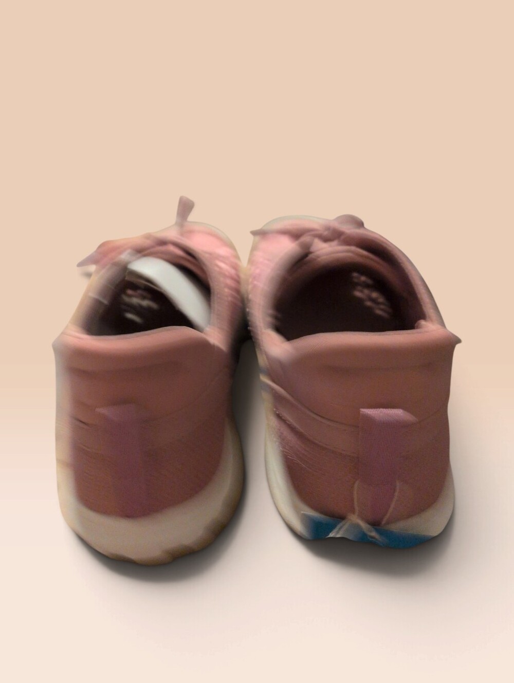 JBU Solar Sneaker Size 9.5 Color Blush Nib - Picture 5 of 13